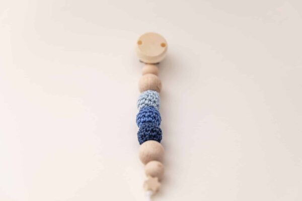 schnullerkette holzperlen blau junge
