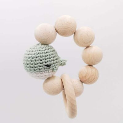 greifling holz baby nonikids berlin wal amigurumi mint